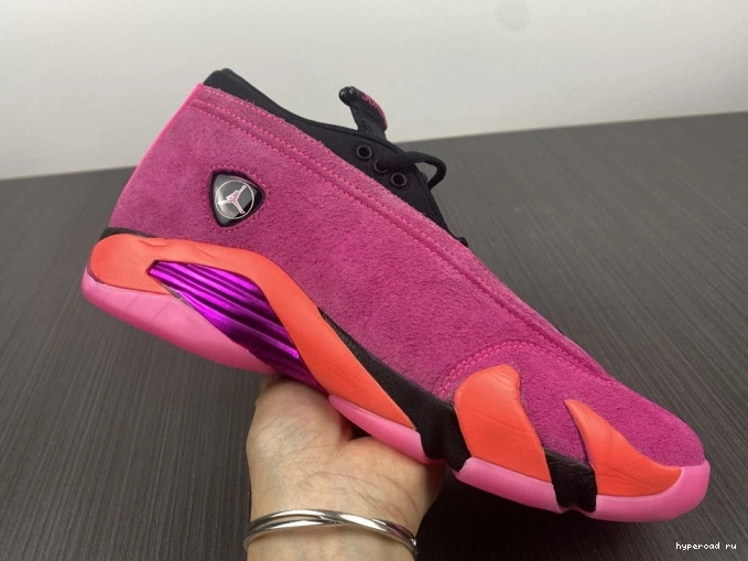 Retro Low DH4121-600 14 (W) Pink Jordan Shocking 0819